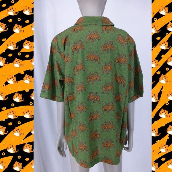 NWT Evryday Jane Green Tiger Print Button Up Short SleeveTop - Picture 4 of 13